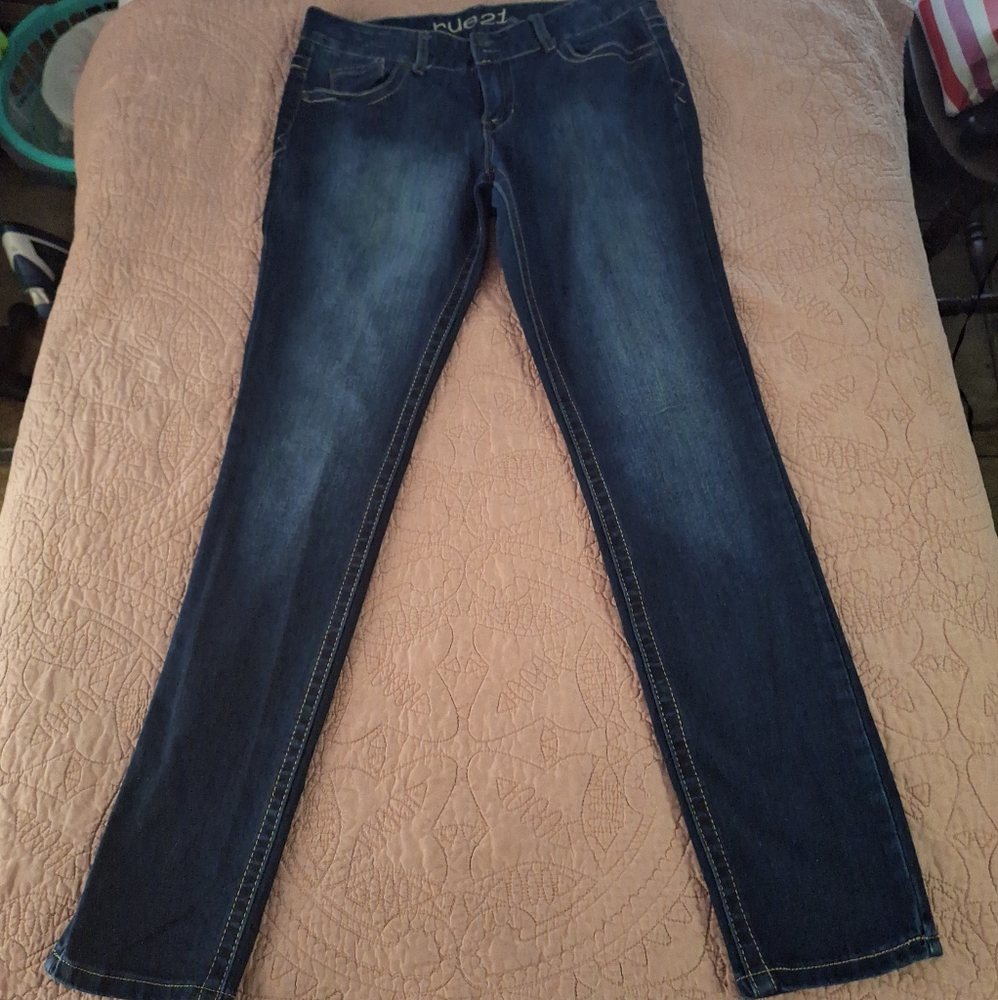 RUE 21| Women's Long Midrise Skinny Jeans Size 5/6